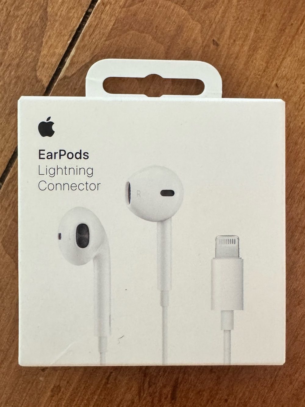 Apple Wired EarPods with Lightning Connector
